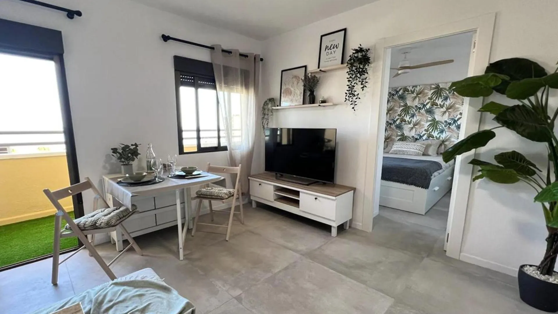 Brand New Beach Apartment Aguadulce  Spanien